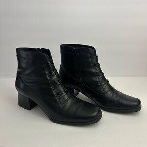 London Fog Sibele leather black ankle boot size 7.5